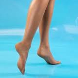 <span class=bold>E-Light Laser pysyvästi eroon häiritsevistä ihokarvoista alk. 75,-</span><br /><br />Laser-hoidot myös kasvoille ja vartalolle<br />(lue lisää: laser-hoidot) jalat